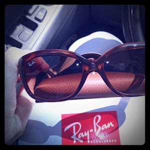 Women's Ray-Ban sunglasses